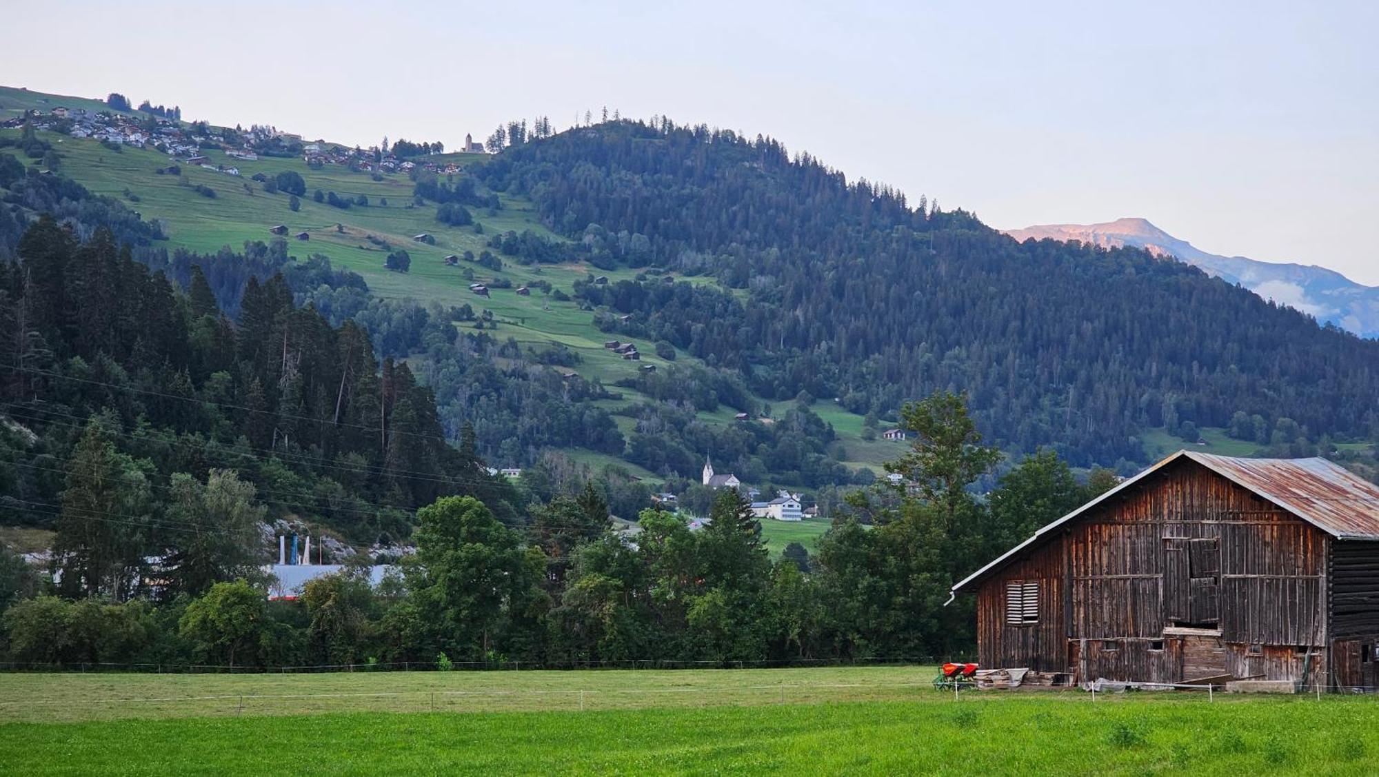 Landgasthof Zum Glenner Ilanz/Glion المظهر الخارجي الصورة