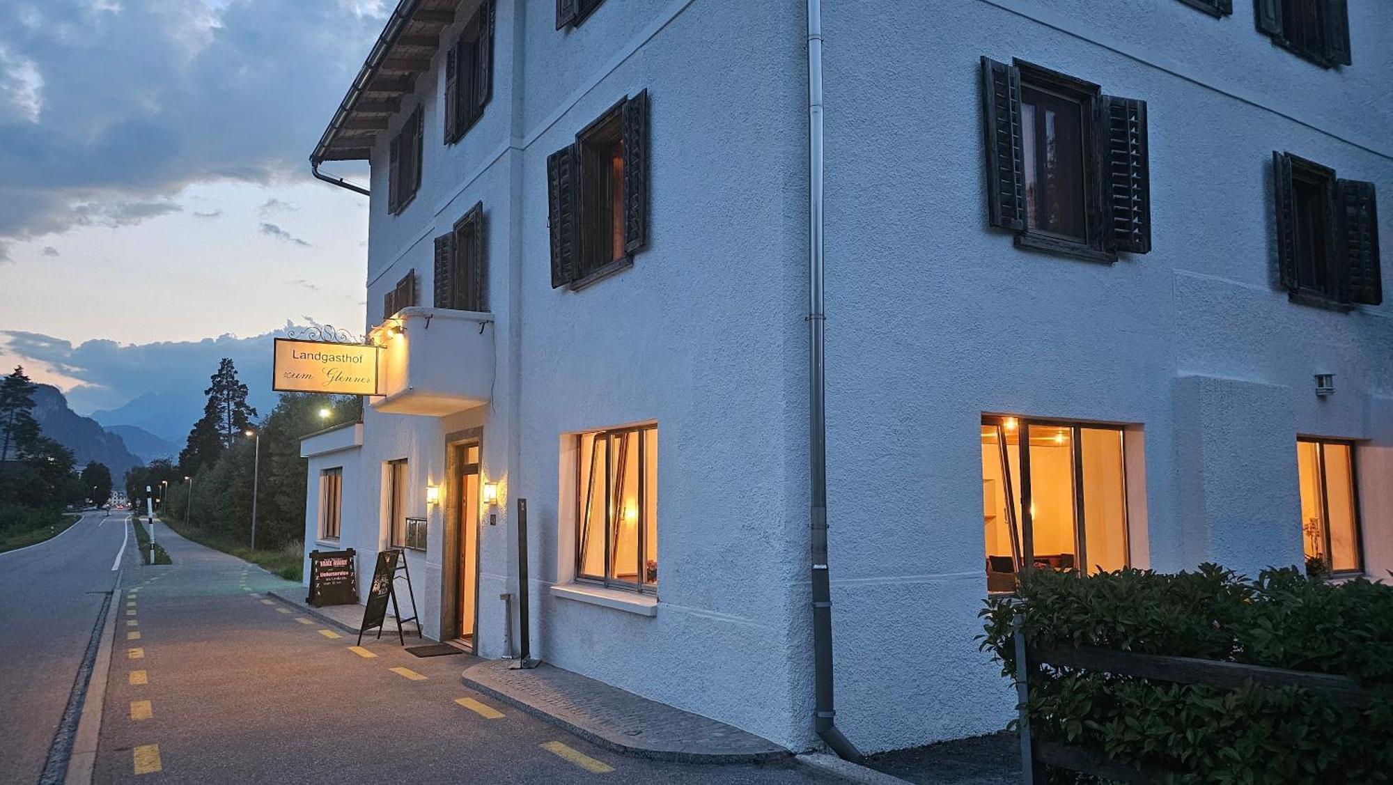 Landgasthof Zum Glenner Ilanz/Glion المظهر الخارجي الصورة